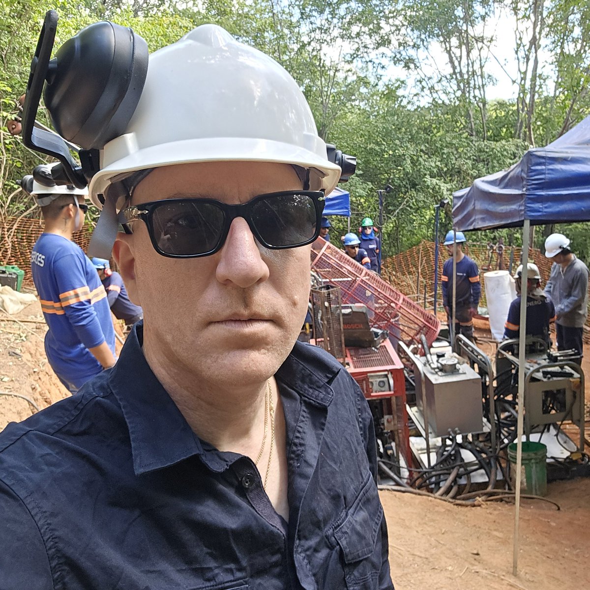 Biggze01's tweet image. Back in Brazil and #Lithium Valley at @Lightning_L1M&apos;s Esperança project. The guys setting up on the next hole, doing a great job.
Good progress being made...more to come. Stay tuned 🇧🇷⚡️🔋🇦🇺