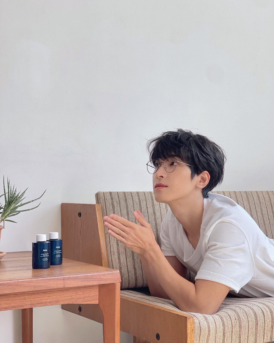 wonwoo pics on my phone tweet media