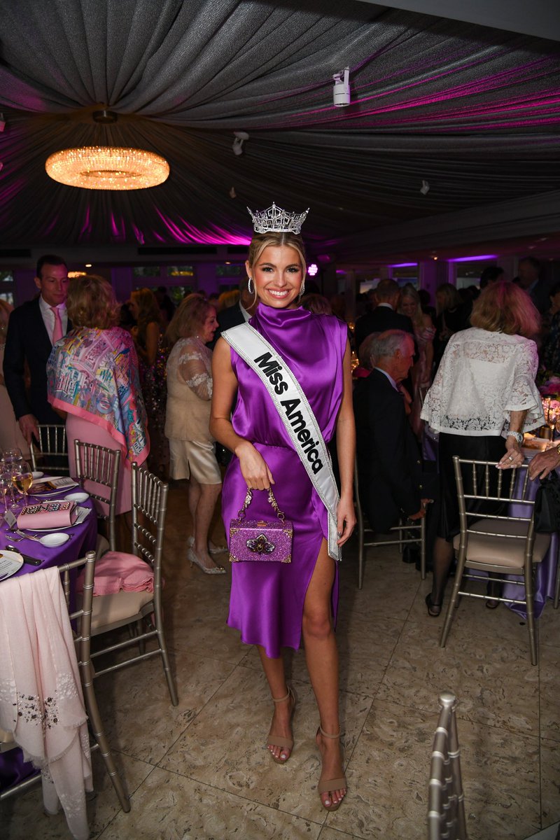 Miss America (@missamerica) on Twitter photo Abbie Stockard, Miss America 2025, spent the night celebrating improving women’s lives through access to care with <a href="/ThePromiseFund/">Promise Fund</a>! 💜✨
#MissAmerica #ThereSheIs #ThePromiseFund
Purse: Creations by Niki Lassiter Abbie Stockard, Miss America 2025, spent the night celebrating improving women’s lives through access to care with <a href="/ThePromiseFund/">Promise Fund</a>! 💜✨
#MissAmerica #ThereSheIs #ThePromiseFund
Purse: Creations by Niki Lassiter