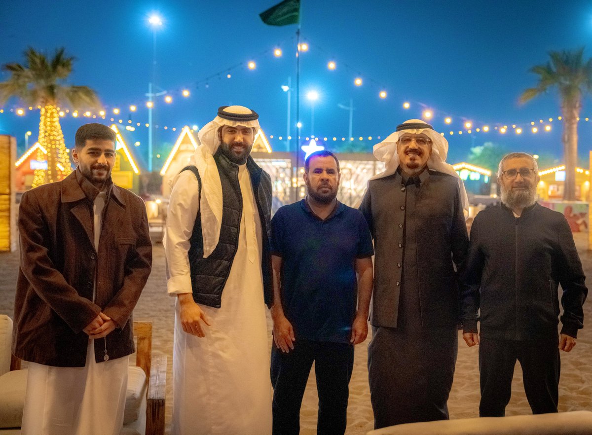 في ليلة من ليالي #شهر_رمضان_المبارك_1446هـ  وكعادة فريق هواة المشي ب #الجبيل_الصناعية  <a href="/Jubail_mashi/">هواة المشي بالجبيل</a>  السنوية ، اجتمع أعضاء الفريق بحضور قائده ابو ياسر <a href="/alrashidi1389/">عبدالرحمن الراشدي (ابوياسر)</a> والضيوف الكرام على مائدة الافطار ،في جو مليء بالروحانية والمحبة والاخوة ، وكان اختيار هذا اليوم المميز للمشاركة