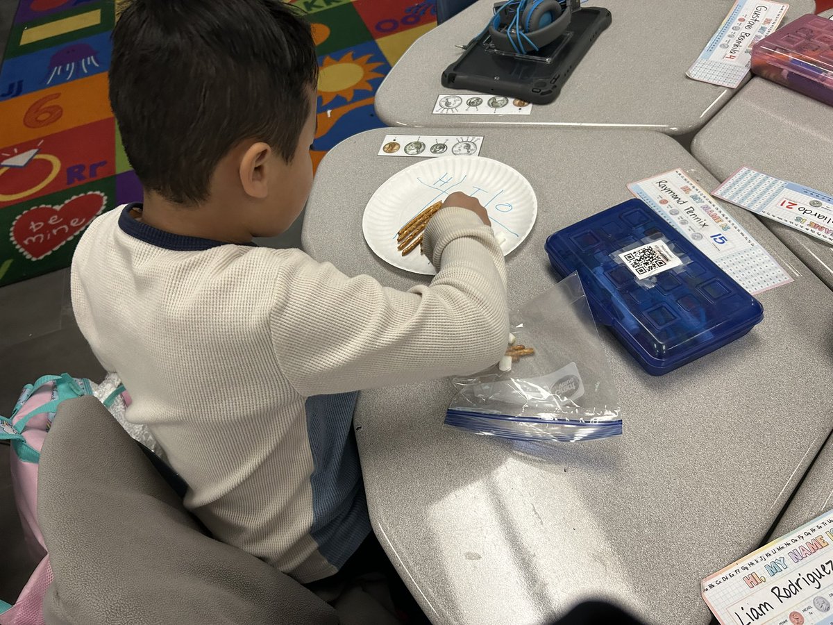 Erica Ortiz tweet media