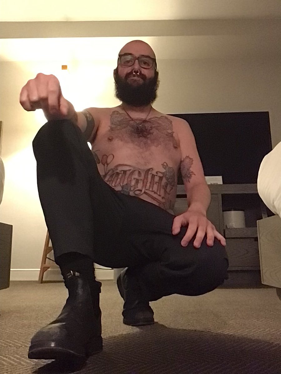 FFernando - CodeRed host Fetish/Fisting Night XS tweet media