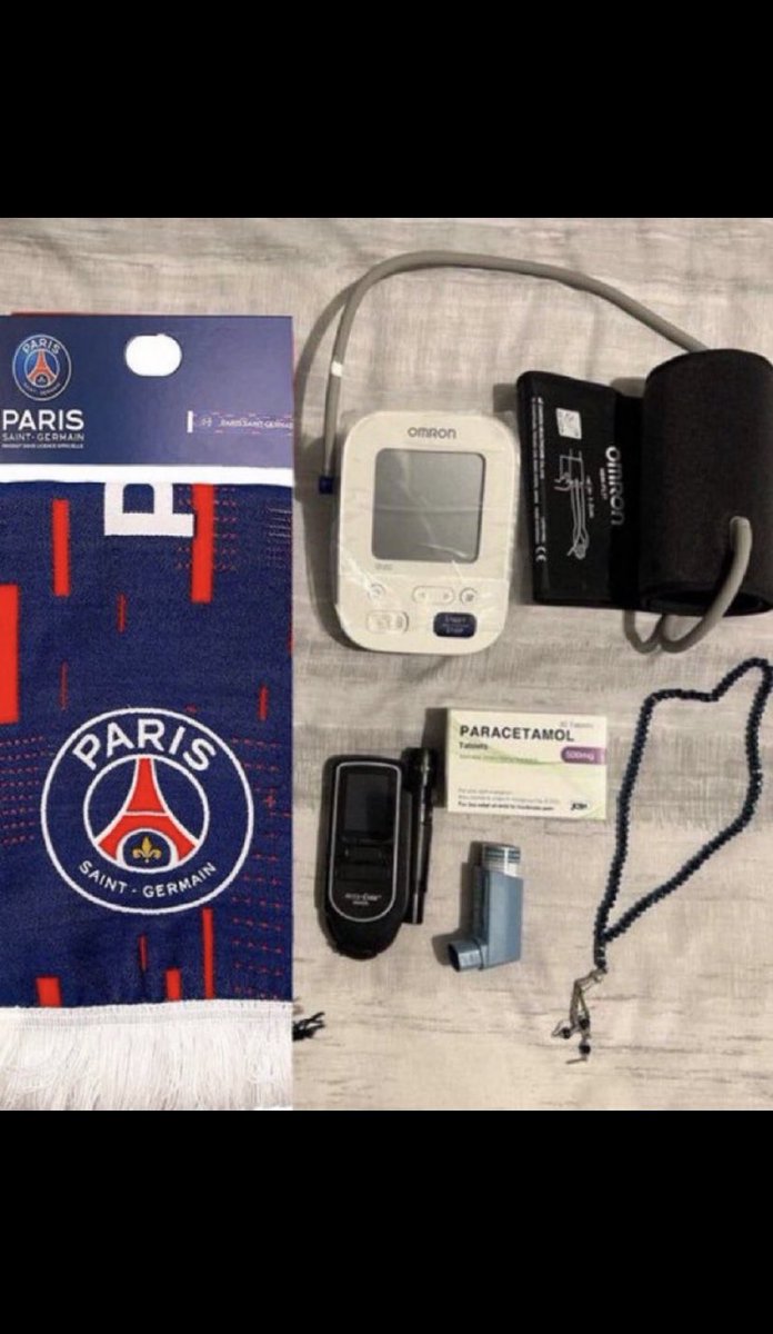 Ktf_21's tweet photo. Tous les supporters parisien actuellement #PSGLFC https://t.co/5flmQF3xY8