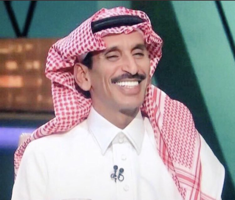 ms_rxi's tweet photo. قام يتعَزْوا في حديّا حديّا
يوم انحدر دمعٍ عن الذل محشوم

راسي خلق بالطايلات يْتفَيَّا
وخدّك تفيّا بالهَدب جعله القوم
ٓ
كان الذي في خاطرك ما تهيّا؟
ماني ولد عودٍ كفَخ وابعد الحوم 

#مساعد_الرشيدي https://t.co/v9UkQwsfwH