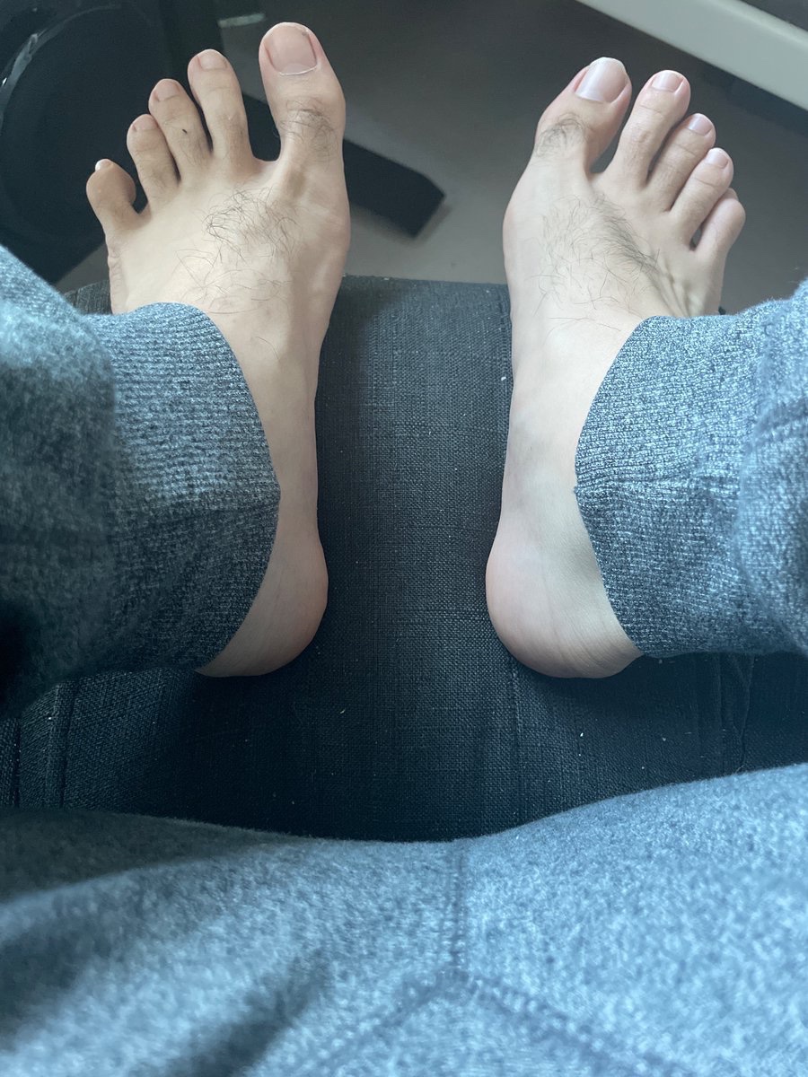 Kiss them fàğġoț, they need worshipping 
 #findom #cashmaster #master #findomgod