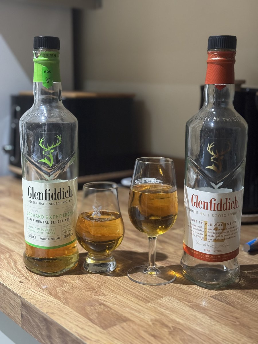 It’s #whiskytuesday 🏴󠁧󠁢󠁳󠁣󠁴󠁿🥃, and a wee #Glenfiddich tasting session 😜