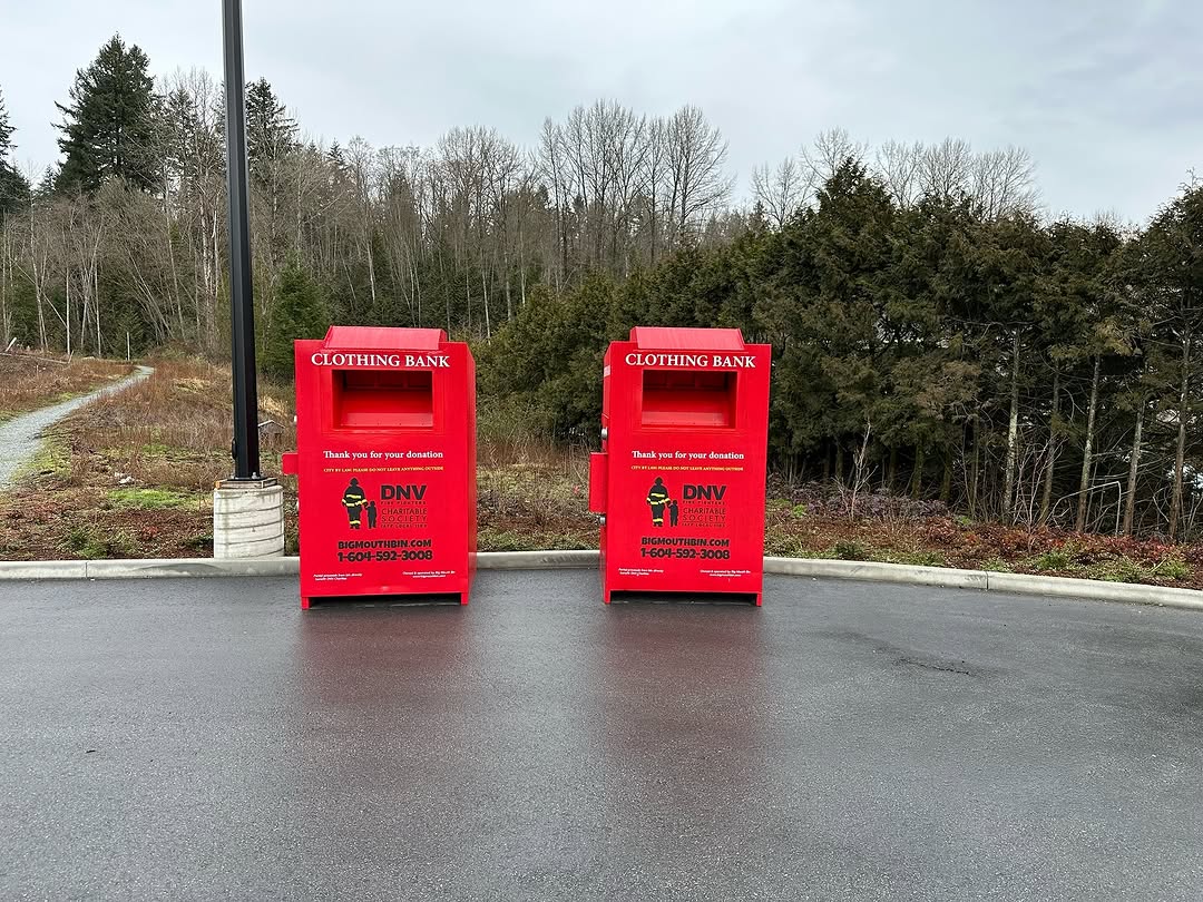 Neptune Terminals (@neptuneterminal) on Twitter photo Neptune Terminals is proud to support <a href="/dnvfirecharity/">IAFF 1183 Charitable</a> and their charitable initiatives! They've added new clothing donation bins at 2410 Dollarton Hwy, North Van—making it easier than ever to give back.
Donate your old clothes to reduce waste & support vital community programs! Neptune Terminals is proud to support <a href="/dnvfirecharity/">IAFF 1183 Charitable</a> and their charitable initiatives! They've added new clothing donation bins at 2410 Dollarton Hwy, North Van—making it easier than ever to give back.
Donate your old clothes to reduce waste & support vital community programs!