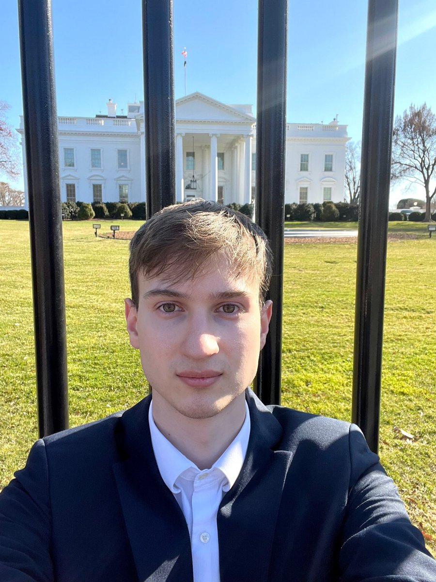 Had a very productive meeting with <a href="/realDonaldTrump/">Donald J. Trump</a> about brining back Wild Rift esports.