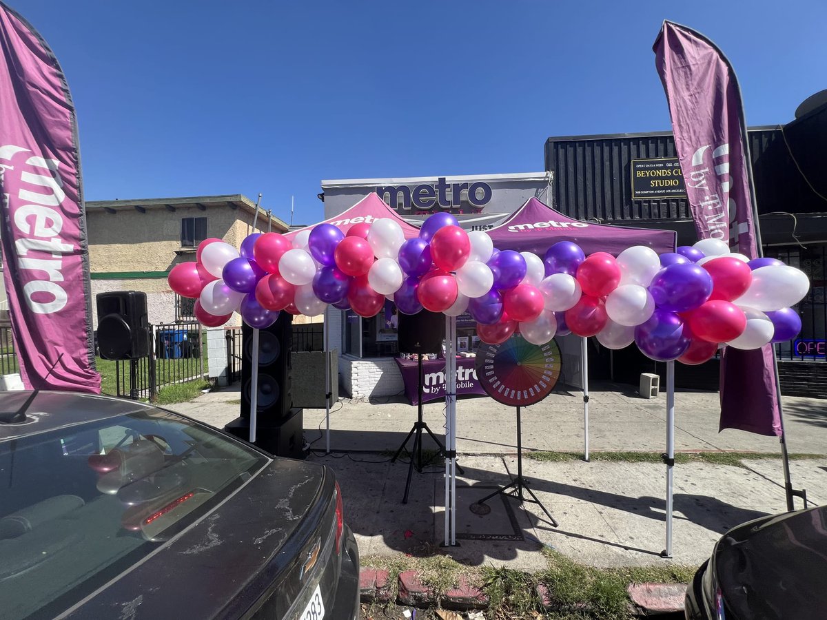 PCGPrepaidBiz's tweet photo. Looks like a party. π
#metrobytmobile #MetroFlex #nadayadayada https://t.co/IbDOlbs4dS