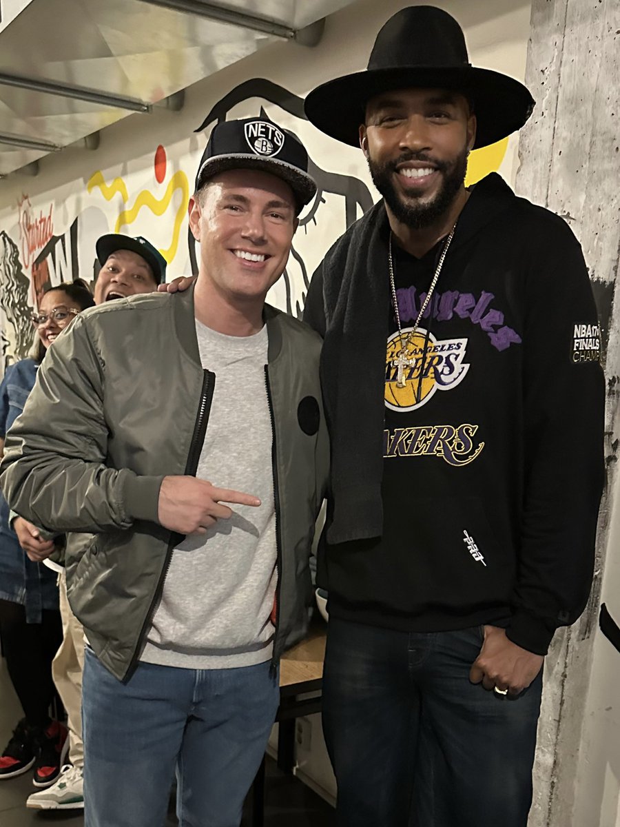 This Is How We Do It! 🎶 Just talked with @MontellJordan for our Morning Show @NPO Blend 📻🚀 #RnB 

S/O 2 @DJChuckie <a href="/MissDJQT/">MISS DJ QT</a> in the back 📸