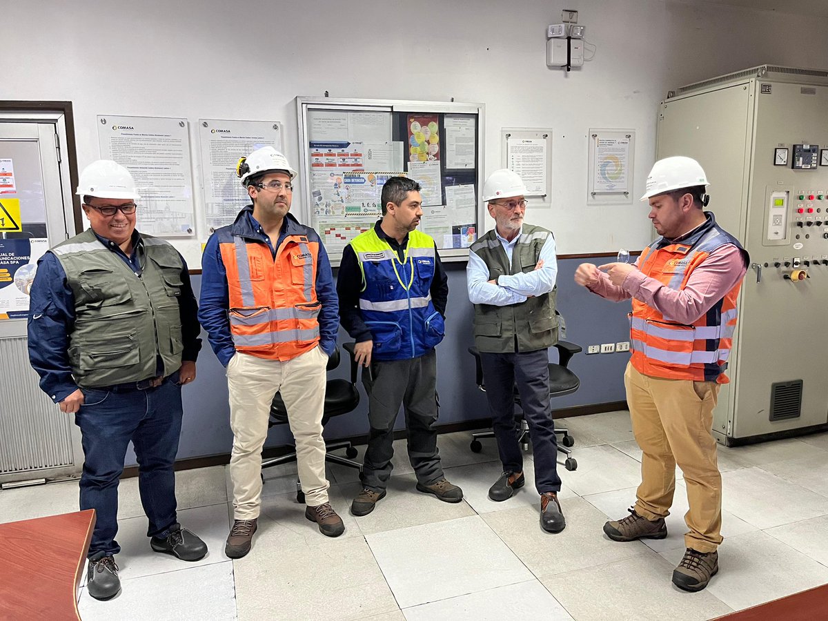 gorearaucania's tweet image. El Gobernador Regional visitó las instalaciones de #COMASA para conocer una experiencia #innovadora en energías renovables no convencionales, impulsando el desarrollo sustentable en la región.
Además, exploró un proyecto revolucionario que transforma desechos en fertilizantes.