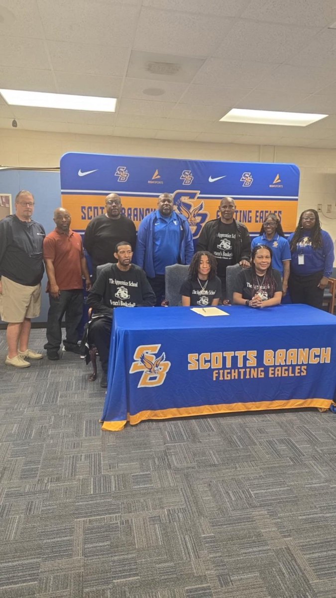 Congratulations <a href="/D1Siara/">Siara Lundy</a> on your signing day!!! <a href="/SCBCA/">South Carolina Basketball Coaches Association</a> <a href="/CghrMedia/">CGHRMedia</a> <a href="/SunilSportsNews/">Sports News By Sunil Sunder Raj</a> <a href="/TopPreps/">TOP PREPS @TopPreps | X | Sports News & Recruiting</a> <a href="/commit2HBCU/">SHOWCASE HBCU</a> <a href="/LaurenM_silk/">Lauren Middleton CBG gpa 4.3 class of 2025.</a> <a href="/Trojansblue/">Cross Trojans</a>