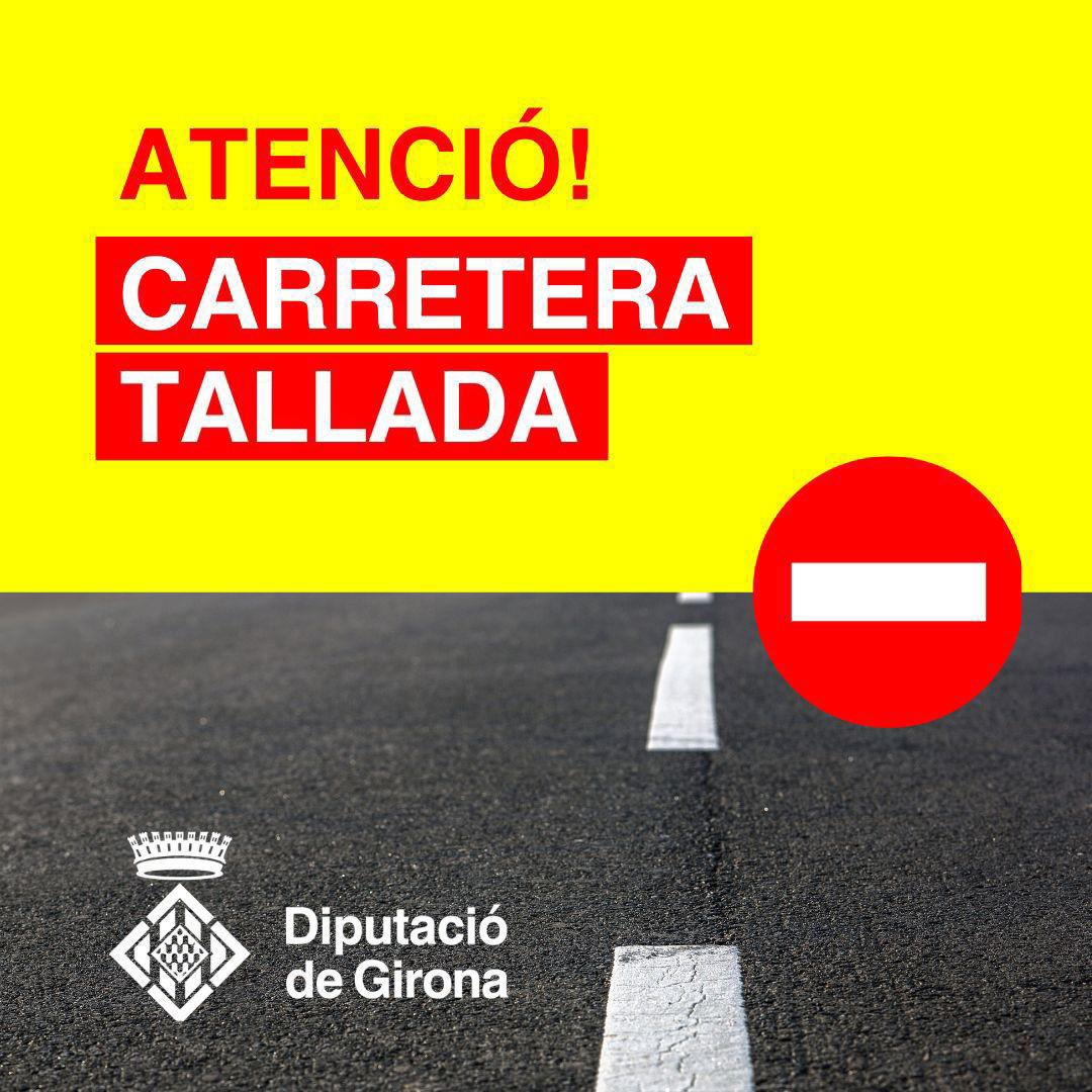 DiputacioGirona's tweet image. ⚠️ ⛔️ Una forta esllavissada entre els punts quilomètrics 6 i 7,5 ens obliga a tornar a tallar la GI-542, entre #Anglès i #Osor. 

🚧 Treballem per retirar les pedres que ocupen la carretera i restablir la circulació. 

Disculpeu les molèsties‼️
#XarxaViàriaDdGi