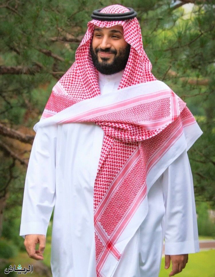 وزير الرياضة يكشف عن توجيه #ولي_العهد بتغيير مكان منتجع ضخم في نيوم من أجل نبتة فريدة:

تم اكتشاف نبته بين جبلين في نيوم، ولا تنبت إلا في هذا المكان، ووجّه ولي العهد بتغيير مكان المشروع إلى مكان آخر، وجعل المكان محمية لهذه النبتة، وإطلاق عليها اسم "نبتة نيوم".

-