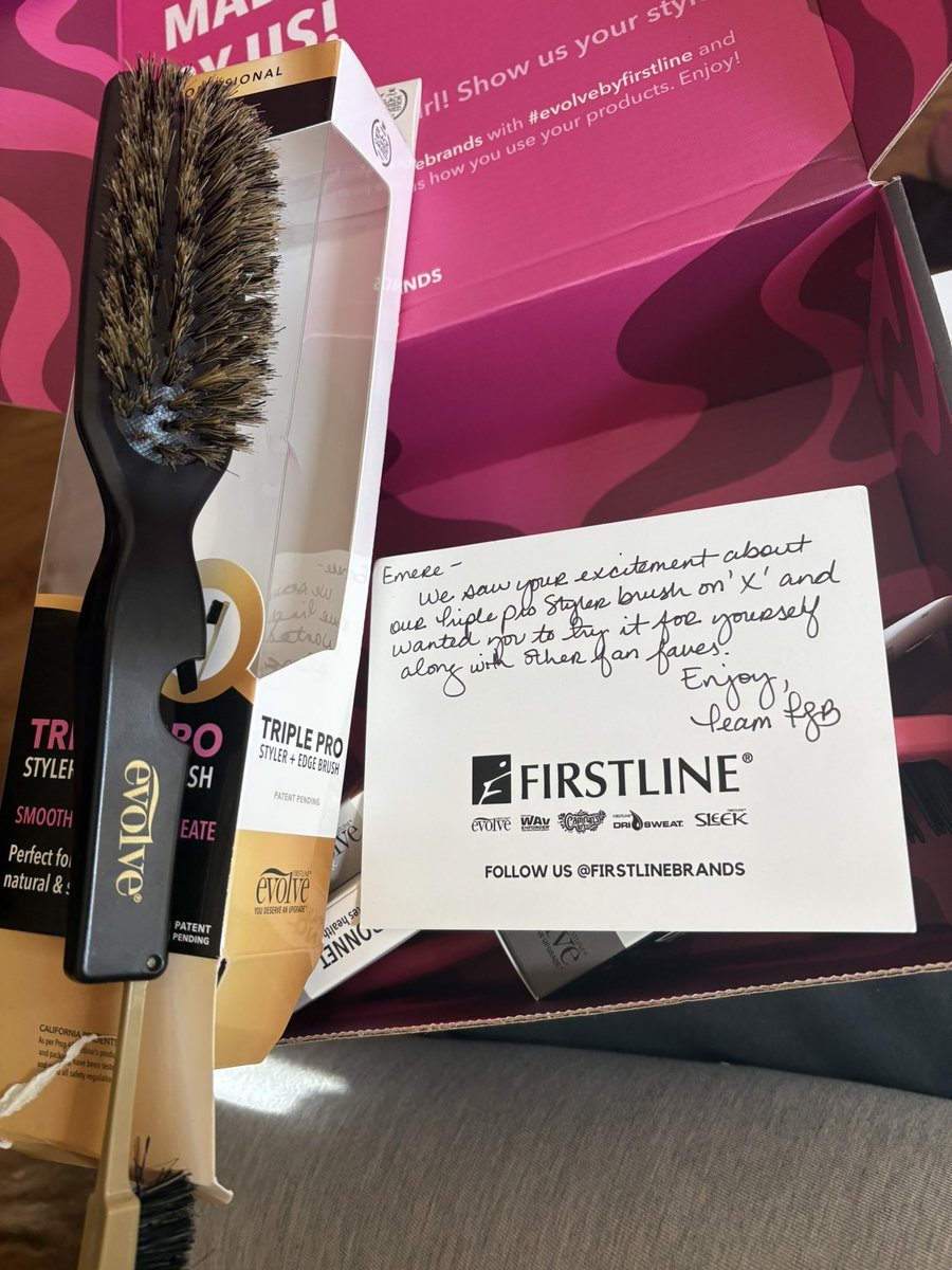 I love my package <a href="/firstlinebrands/">Firstline Brands</a> sent me♥️I was only expecting the triple pro brush! They surprised me with all the other goodies, Thank-you so much cant wait to use it😘!!