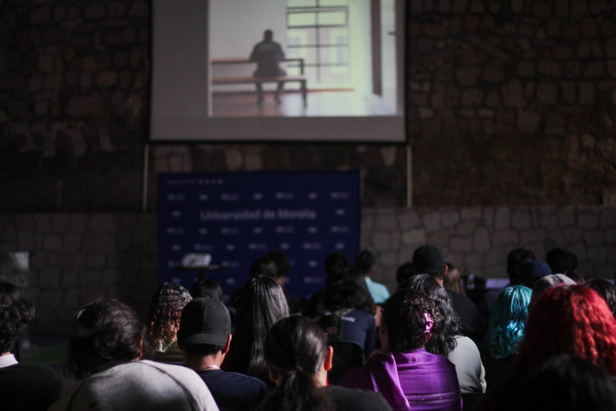 agCussi's tweet photo. El documental #AlguienTieneQueHacerlo muestra la transformación y el lado humano de nuestra @Policia_Morelia. La participación activa de la comunidad universitaria fortalece los lazos entre ciudadanía y autoridades, construyendo juntos una mejor ciudad. https://t.co/yN2UsL1tgn