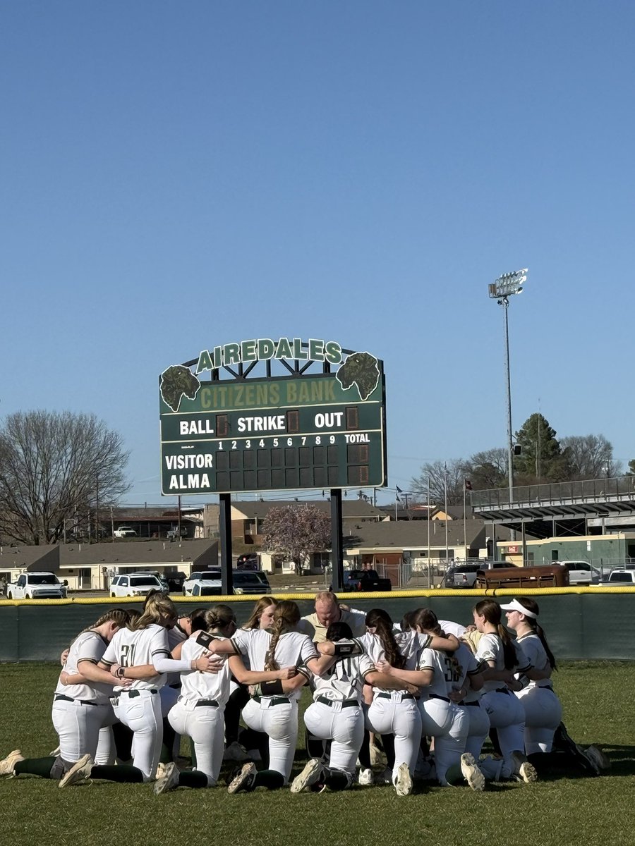 Game Day
ALMA vs Russellville 
5:00 pm 
#only1Airedale
