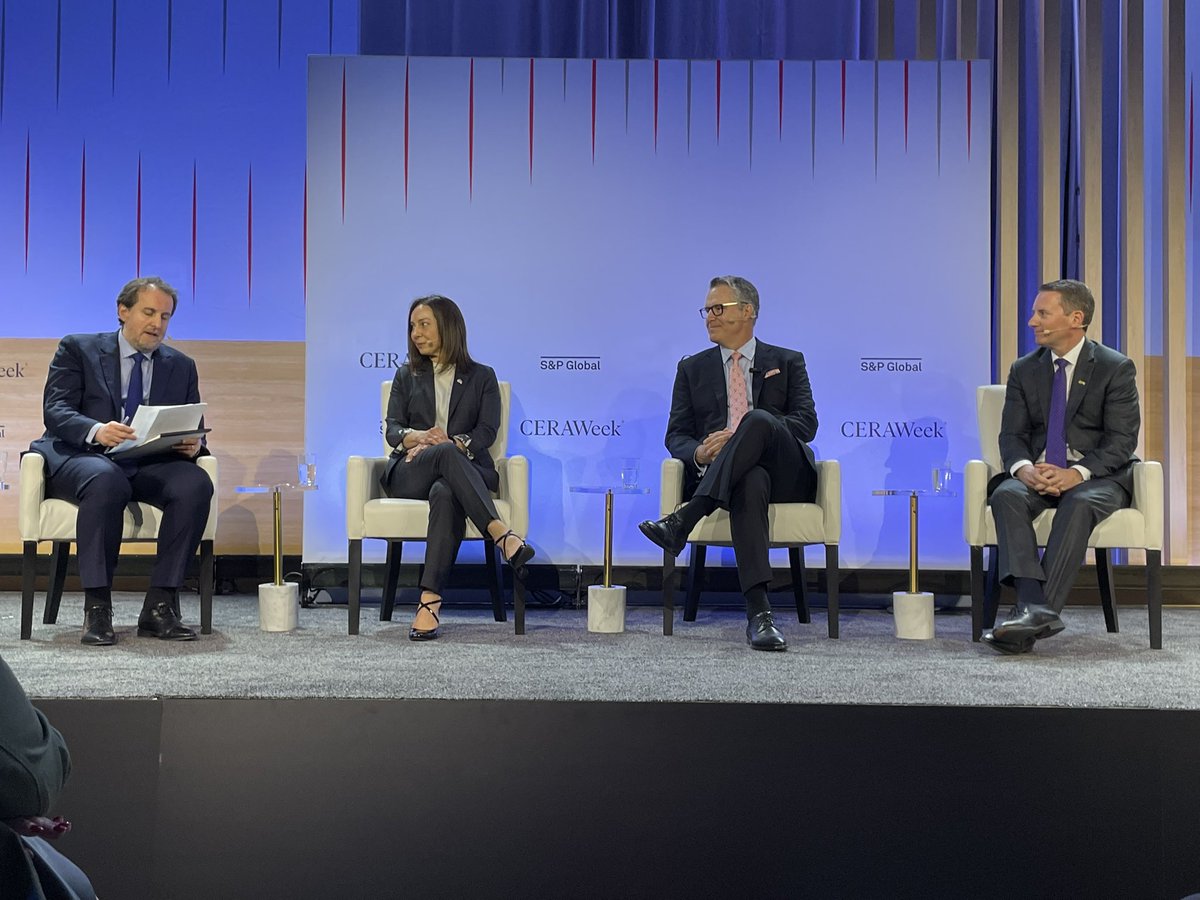 Andy Black tweet media