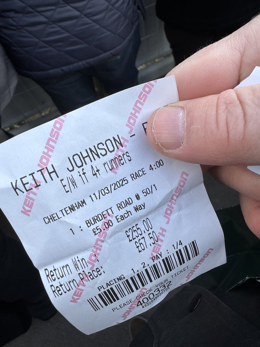 l8cky's tweet photo. @frickstips Little nibble at that price, especially as I followed it half way across the country https://t.co/VvaeCHTV0a