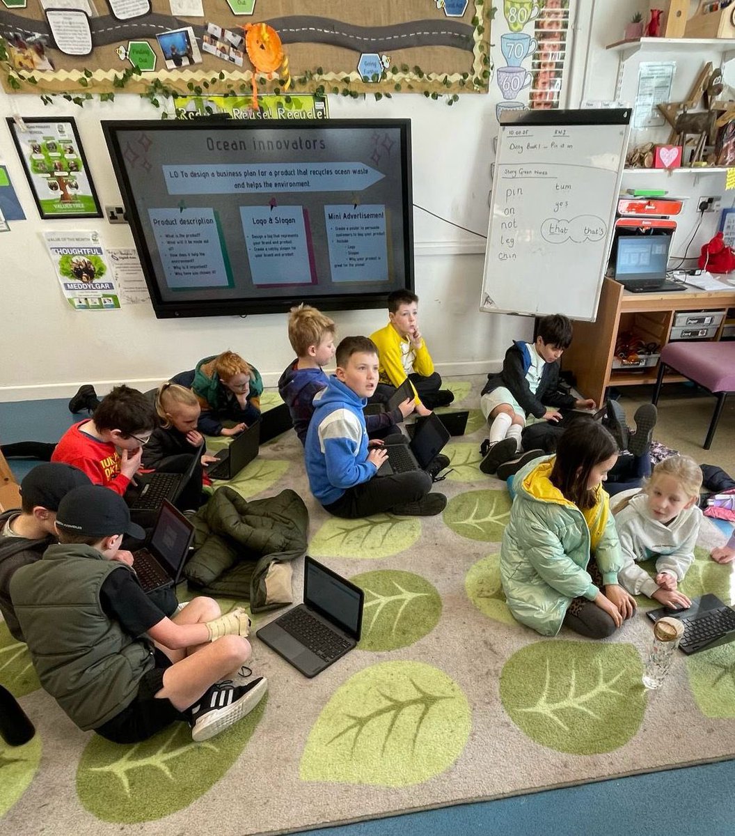 Llangan Primary School tweet media