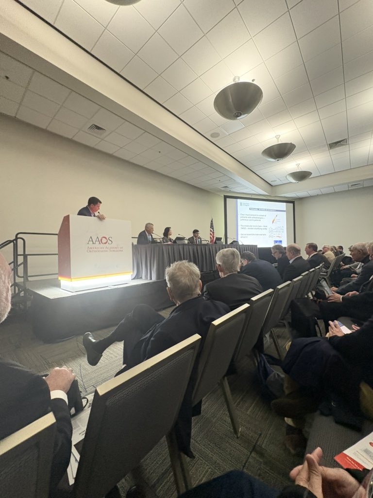Thanks to <a href="/AAOS1/">AAOS</a> and <a href="/BiologicAssoci1/">Biologic Association</a>  for inviting me to talk #tendinopathy novel
treatments at the The 3rd annual AAOS-Biologic Association Symposium…. Discussed immune modulation and microRNA clinical trials as well as tendon modifying therapies 💉💊