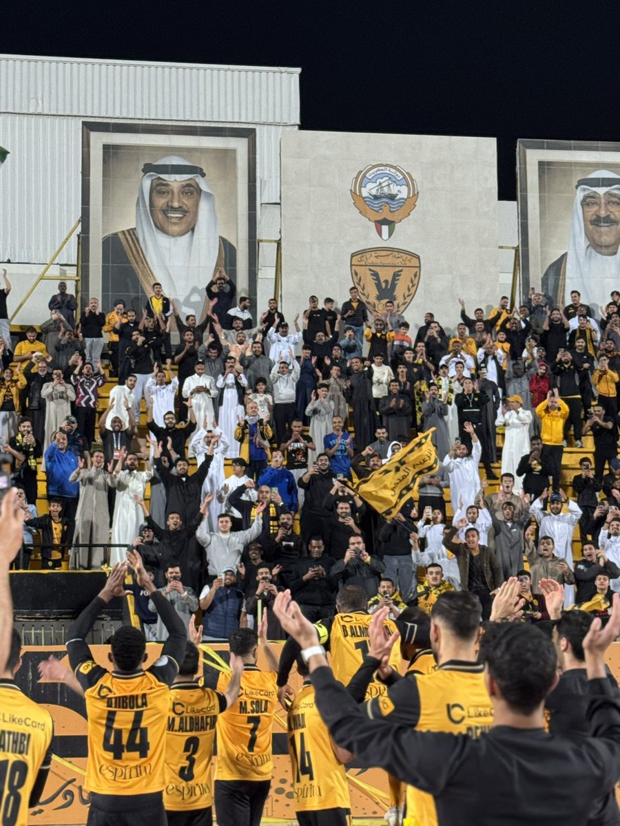 الف الف مبرووووووووووووك يا زعماء!

محظوظين بالإنتماء لهذا النادي العريق، اي والله محظوظين

تستحقون الفرحة يا قدساوية! 💛🖤