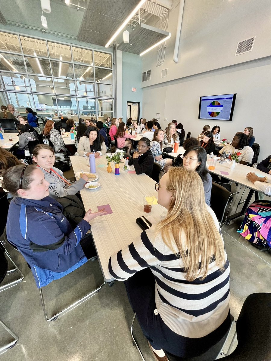 Katie Porter tweet media