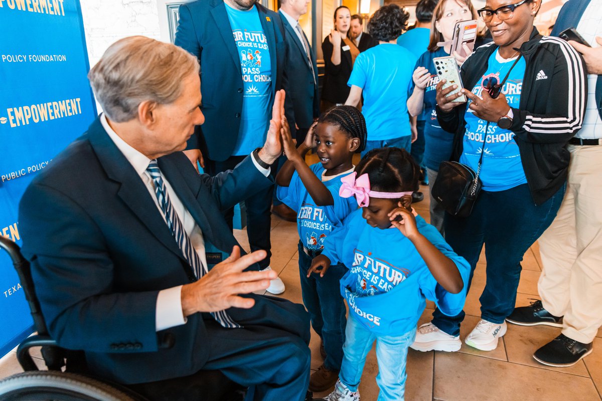 Greg Abbott tweet media