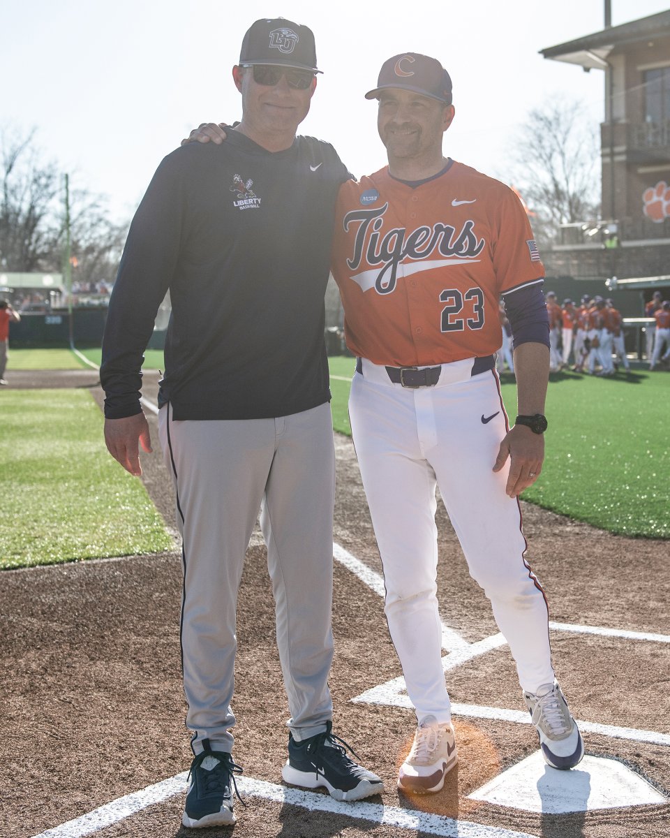 ClemsonBaseball's tweet photo. Welcome back to #Clemson, @BradleyLeCroy! https://t.co/Wa3HRa9j4h