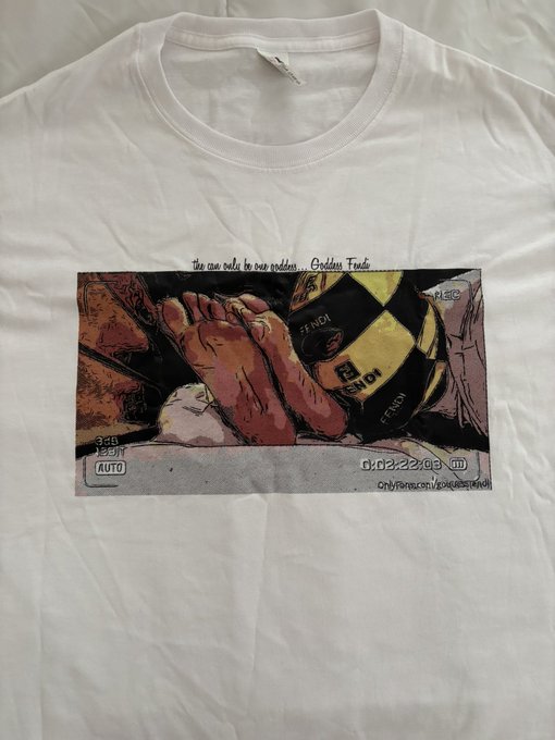 Watch FENDI FEET ✨LA 7.25-7.27✨'s leaked NSFW photo on TwXstars