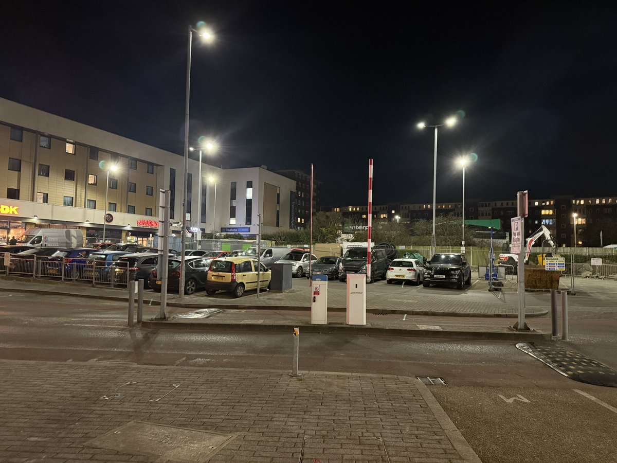 jamierculver's tweet photo. @Olliedodd @TeslaOwnersUK @tesla_uk I stopped at Nando’s in Dover earlier (after charging at the new Folkestone site) - construction is well underway 😁 https://t.co/6yxiRSZnhI