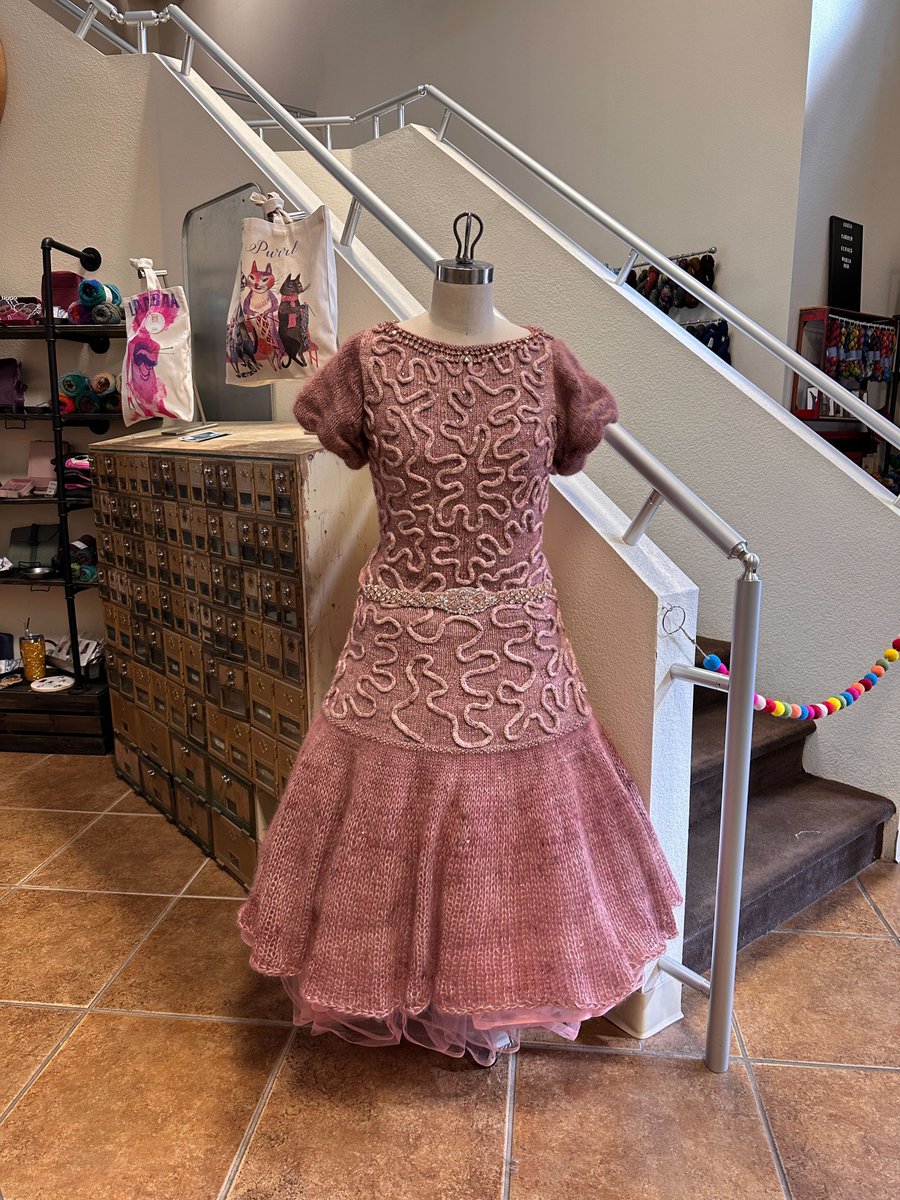 Jimmy Beans Wool 🧶 (@jimmybeanswool) on Twitter photo Remember when we hosted the 'Glenda' dress?? It was made by #BrooklynBoyKnits in <a href="/madelinetosh/">Madelinetosh</a>. Inspired by The Wizard of Oz, it was knit in Copper Pink Solid; the bodice in Silk Merino and Impression, and the sleeves and bottom using Impression held triple. Remember when we hosted the 'Glenda' dress?? It was made by #BrooklynBoyKnits in <a href="/madelinetosh/">Madelinetosh</a>. Inspired by The Wizard of Oz, it was knit in Copper Pink Solid; the bodice in Silk Merino and Impression, and the sleeves and bottom using Impression held triple.