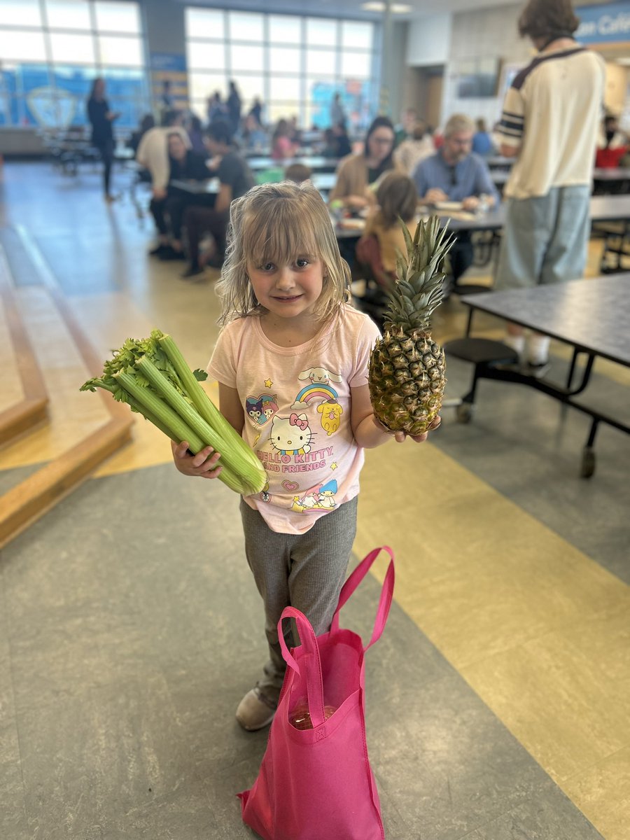 FTWAckel's tweet photo. Wellness and Art Night.  Thank you to everyone who came tonight. https://t.co/nE0qiqfV10