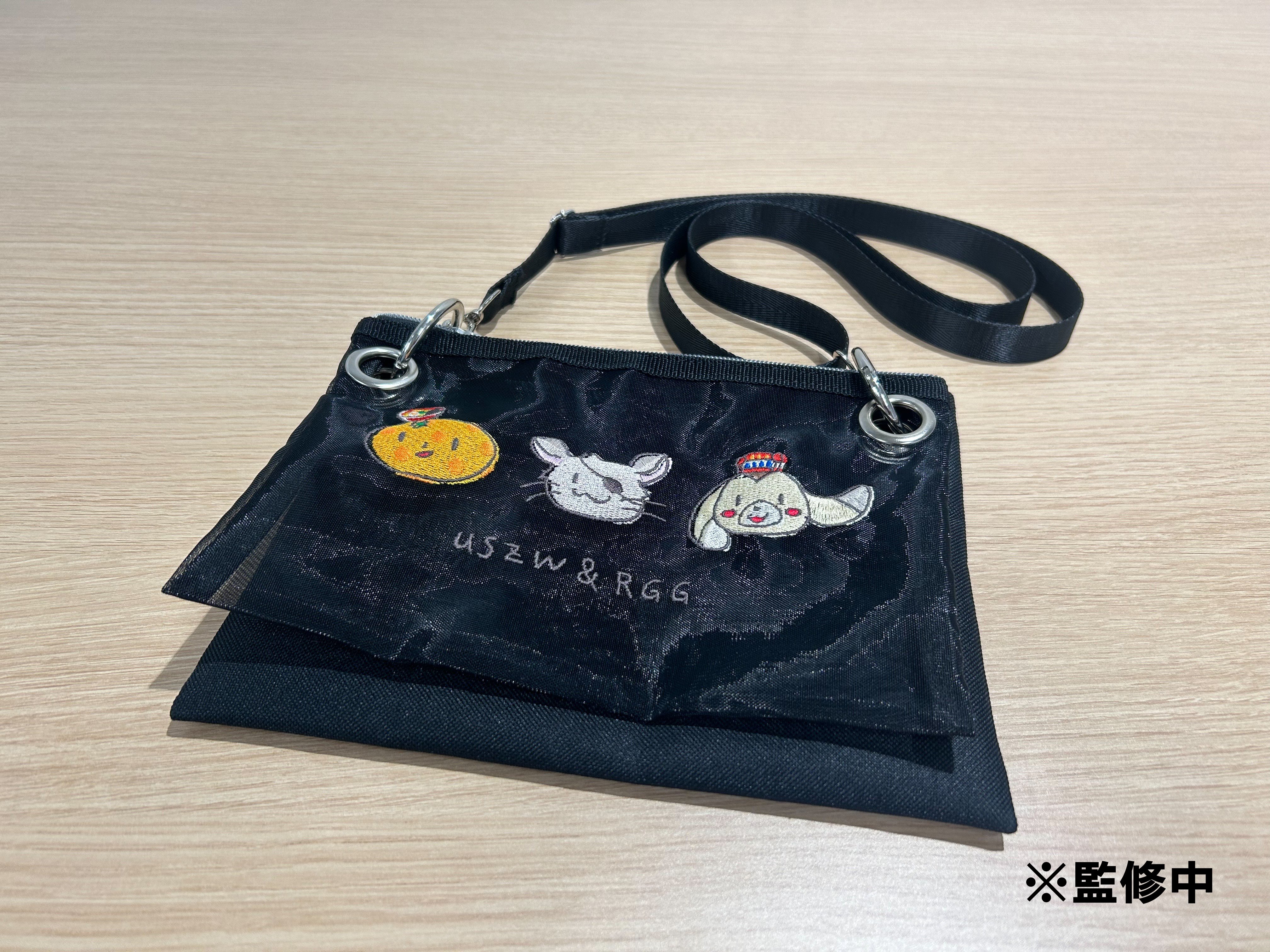 牛沢　龍が如く　コラボグッズ　サコッシュ　Tシャツ 龍が如く』×『牛沢』コラボサコッシュ | 『龍が如く×牛沢