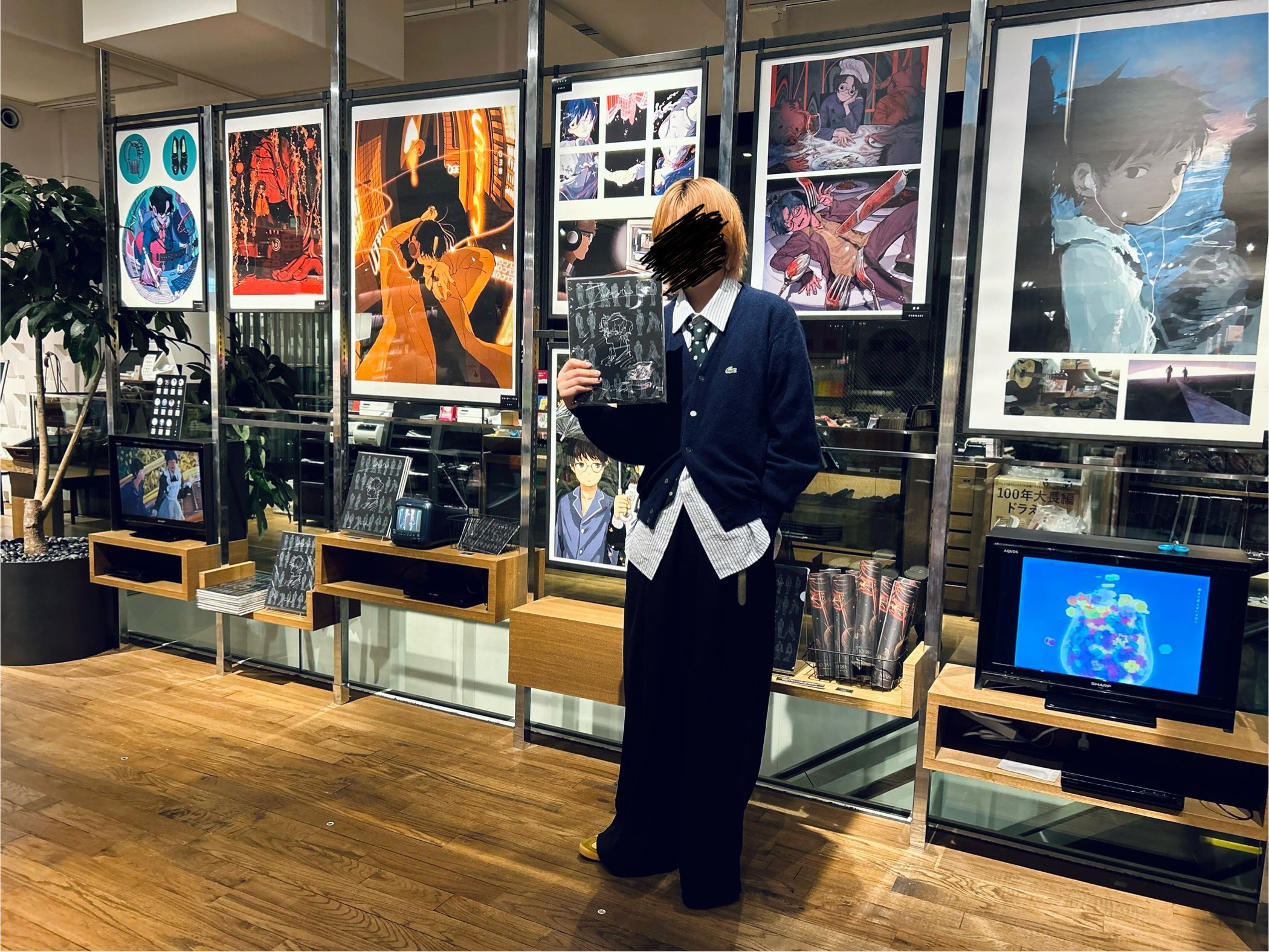 なとり 画集 鏡面 なとり初の画集『鏡面』記念展、展示やグッズ販売など実施