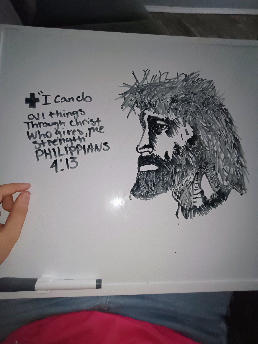 MariaSilos79294's tweet photo. RATE MY DRAWINGS 🙏🏽 https://t.co/y0omQYy36E