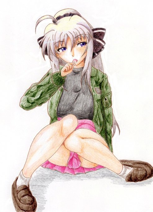 #これを見たやつは座っている画像をあげろ 