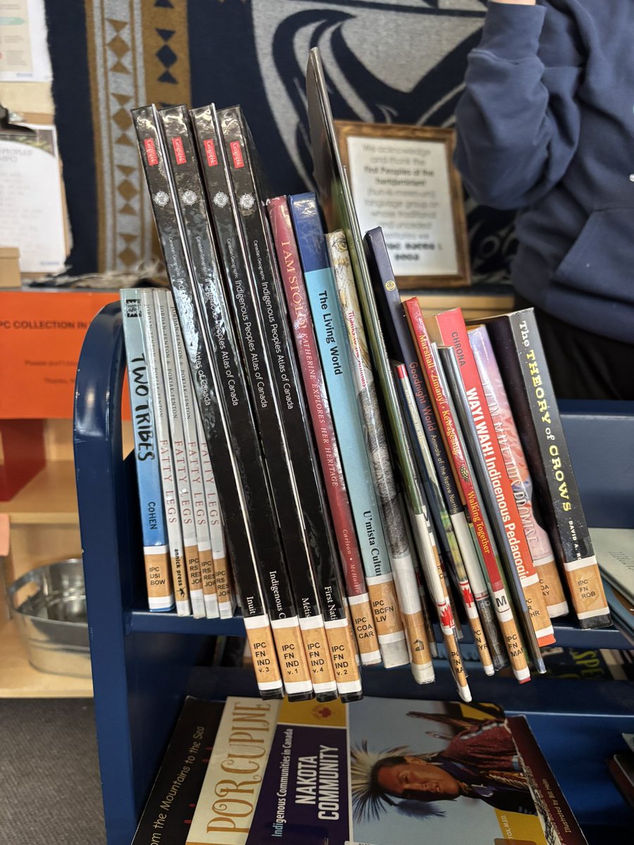 teacherkjohnson's tweet image. Another beautiful IPC project nears completion at Blundell LLC 

The beaded timeline is such a thoughtful way to introduce kids to time immemorial ❤️

The IPC is our genuine &amp;amp; collaborative effort to elevate Indigenous voice in our school LLC. 

#sd38learn #rtla #SchoolLibrary