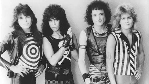 DJTommyRocks's tweet image. It was the first work of the band without their founding guitarist, #RandyRhoads(who had left to play with Ozzy Osbourne) &amp;amp; includes: title track, "Cum On Feel The Noize", "Slick Black Cadillac", #CarlosCavazo's wild guitar instrumental "Battle Axe" &amp;amp; rock ballad "Thunderbird".