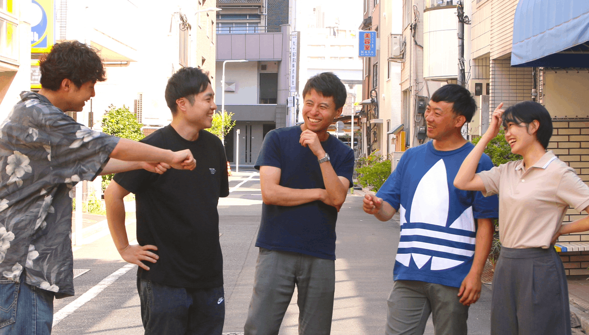 tochanto_'s tweet photo. どんな子も明日がワクワクできる、明日が楽しみになる社会をつくる。
2030年までに最低3万人、できれば10万人の子どもたちに私たちのサービスを届けたいと考えています。

そんな心温かくも、強い想いを持った夢中教室・夢中カレッジのお話はこちらからお読みいただけます。
https://t.co/JaGmm5jcF6 https://t.co/g9MkVp4l83