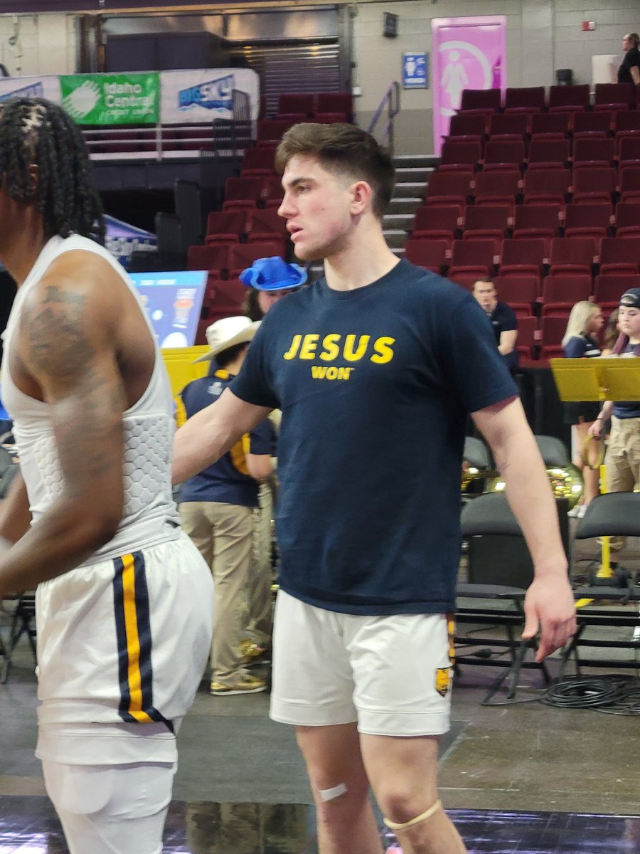 I have sat courtside for 14 Starch Madness games. Quinn Denker is the first and only player to come over and greet me.  I have spoken in the past about how gracious he was with me in a previous encounter.  He is a total class act and great athlete. <a href="/DenkerQuinn/">Quinn Denker ✞</a>