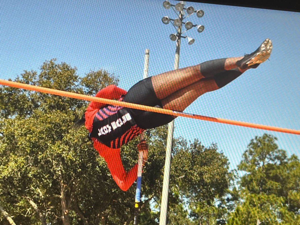 CoachDix21's tweet image. Class of 2025 Student-Athlete
@pineforesttf 
Saniyyah Bradford 
GPA: 2.70
Pole Vault- 2.75m

* Great upside, hard worker. She is doing her best with the resources we have…