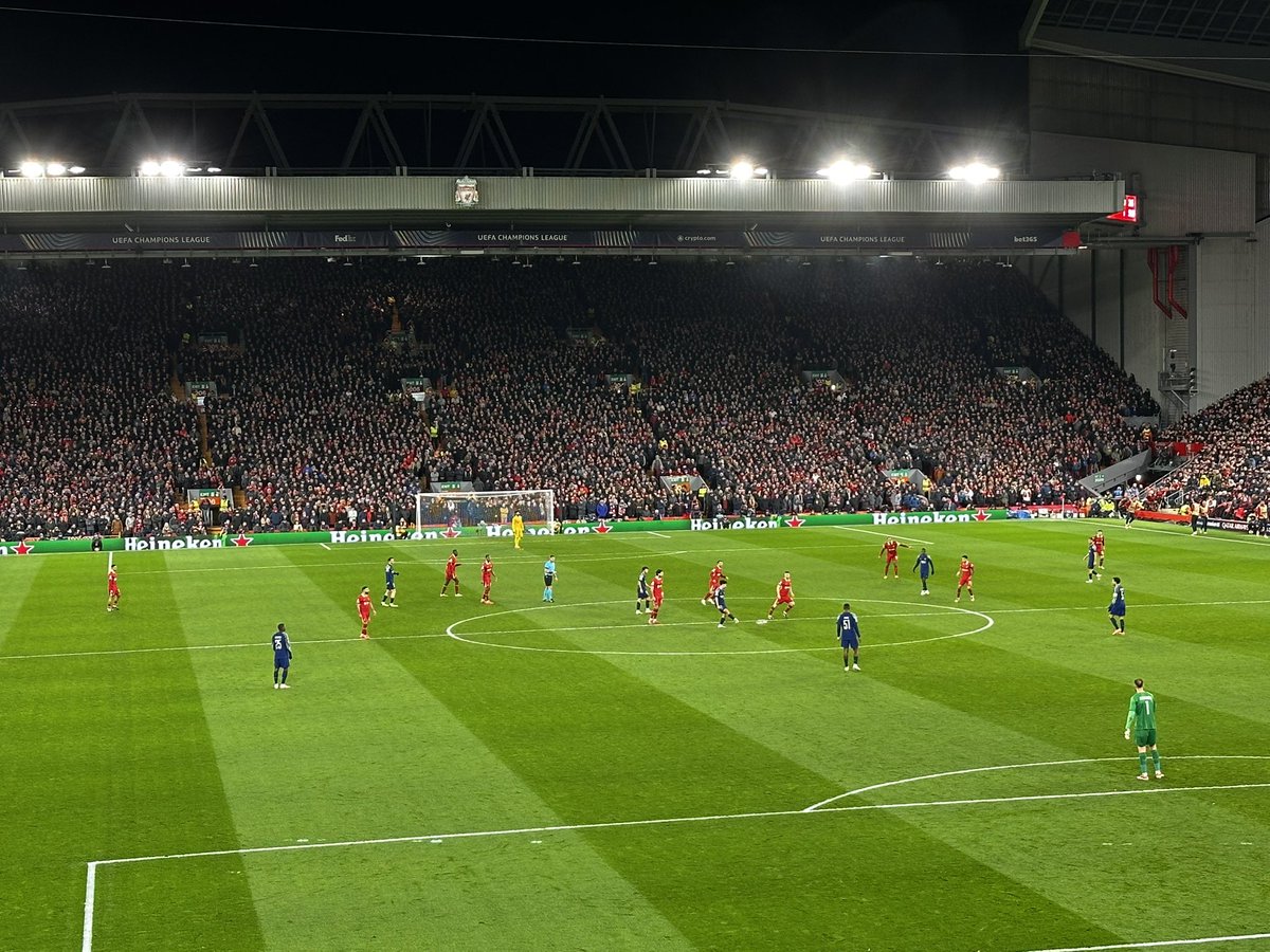 European adventure over for the season ! Ah well ….lets win the league 😃🔴
YNWA #lfc #LFCPSG #Liverpoolfc