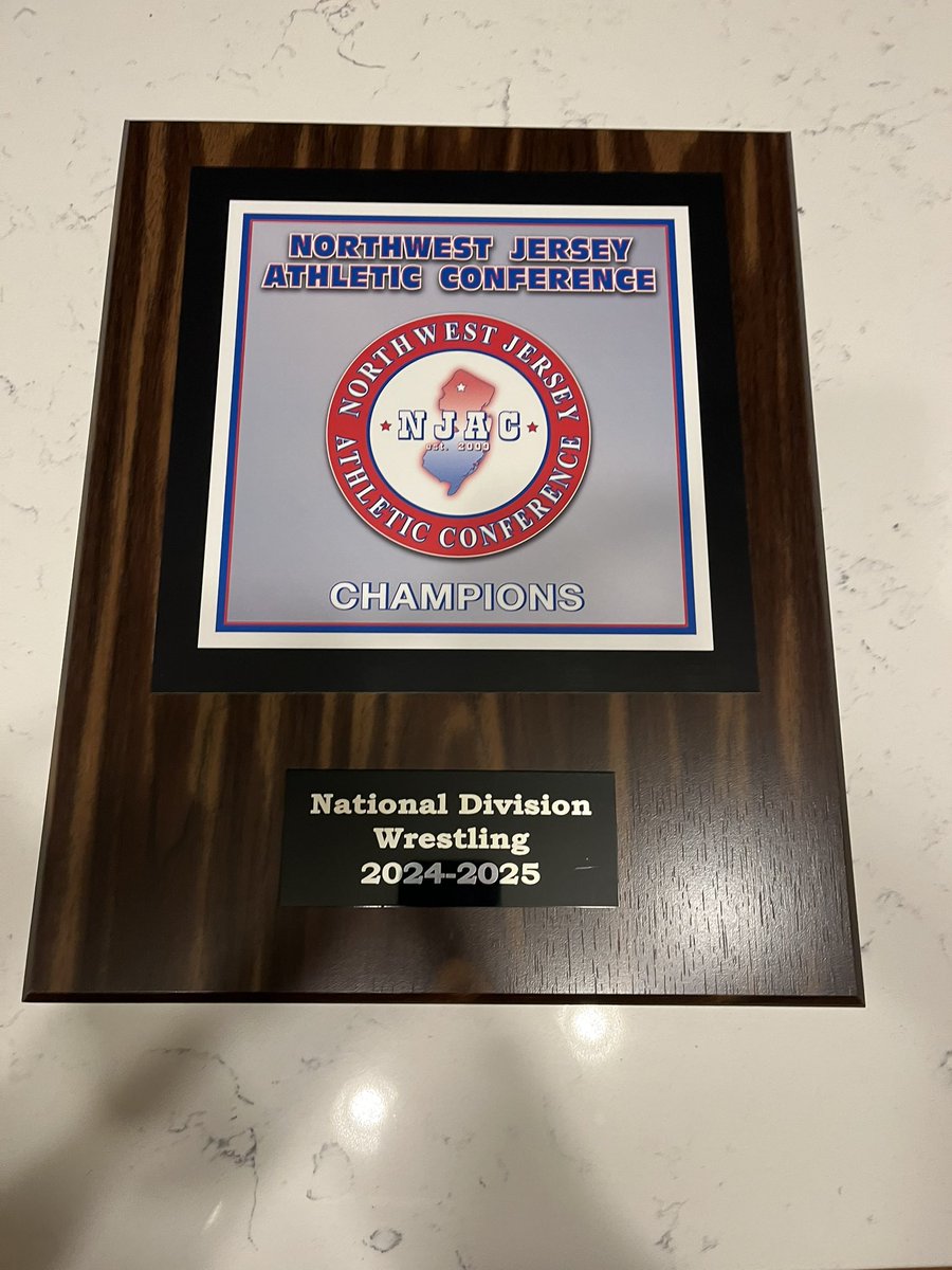 2025 is on the banner.