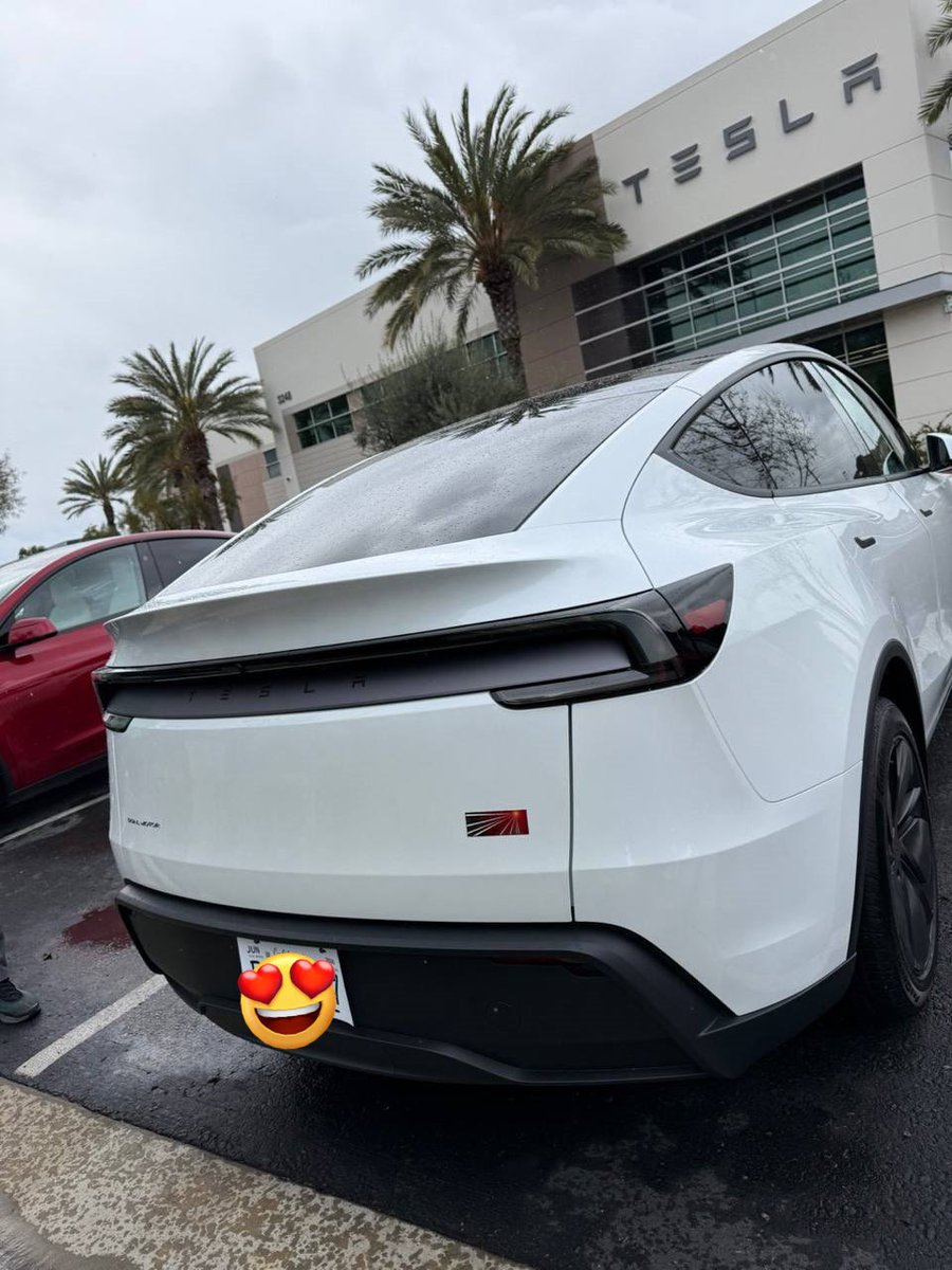 itzelgzz3's tweet image. I think the Model Y is going to so o 🔥 
Just got mine and Loving it already 😍🤍