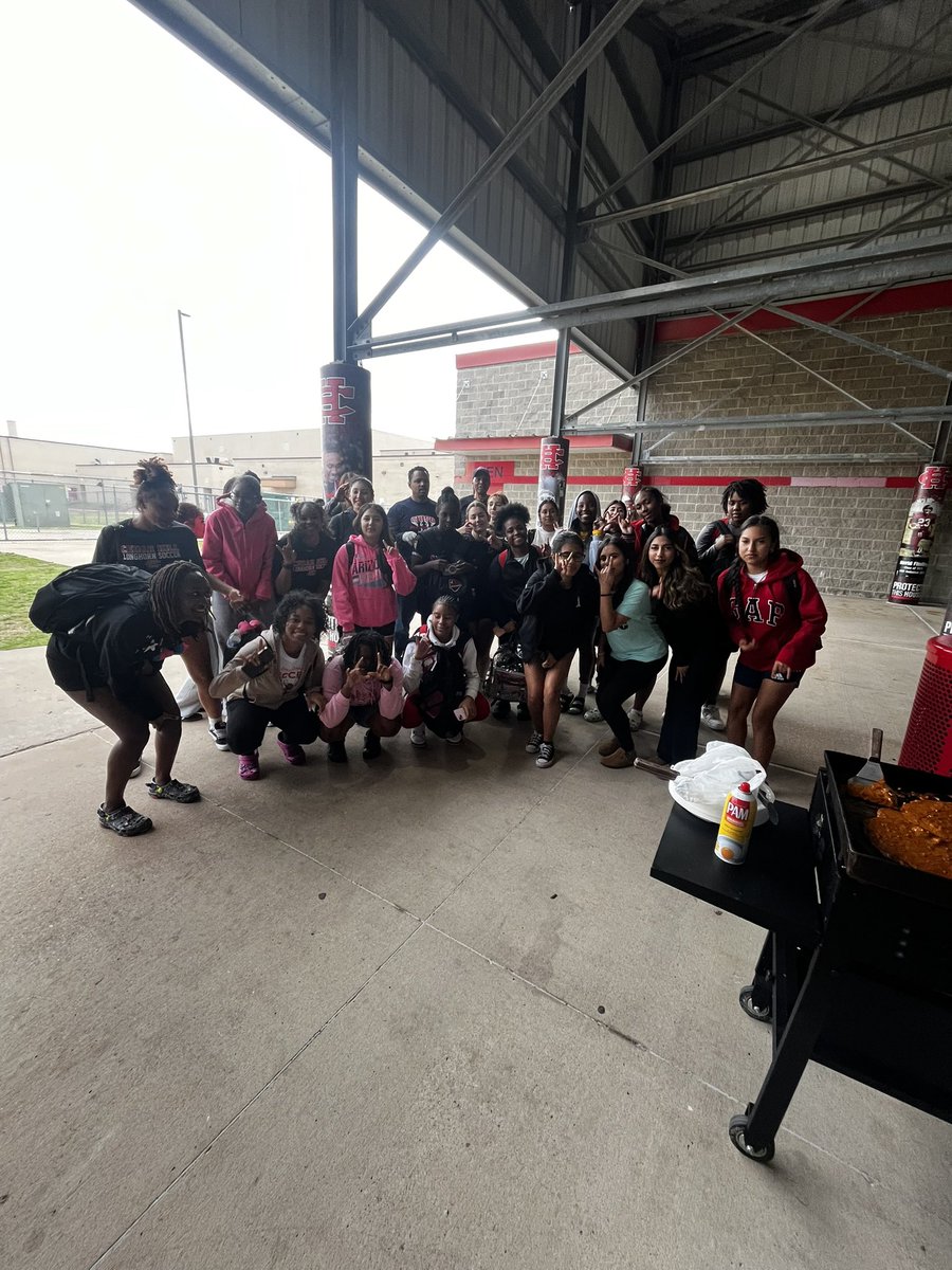 Late post but we had a great time providing an after workout APD meal for our playoff bound Lady Longhorns soccer  team last week! Let’s go ladies!!