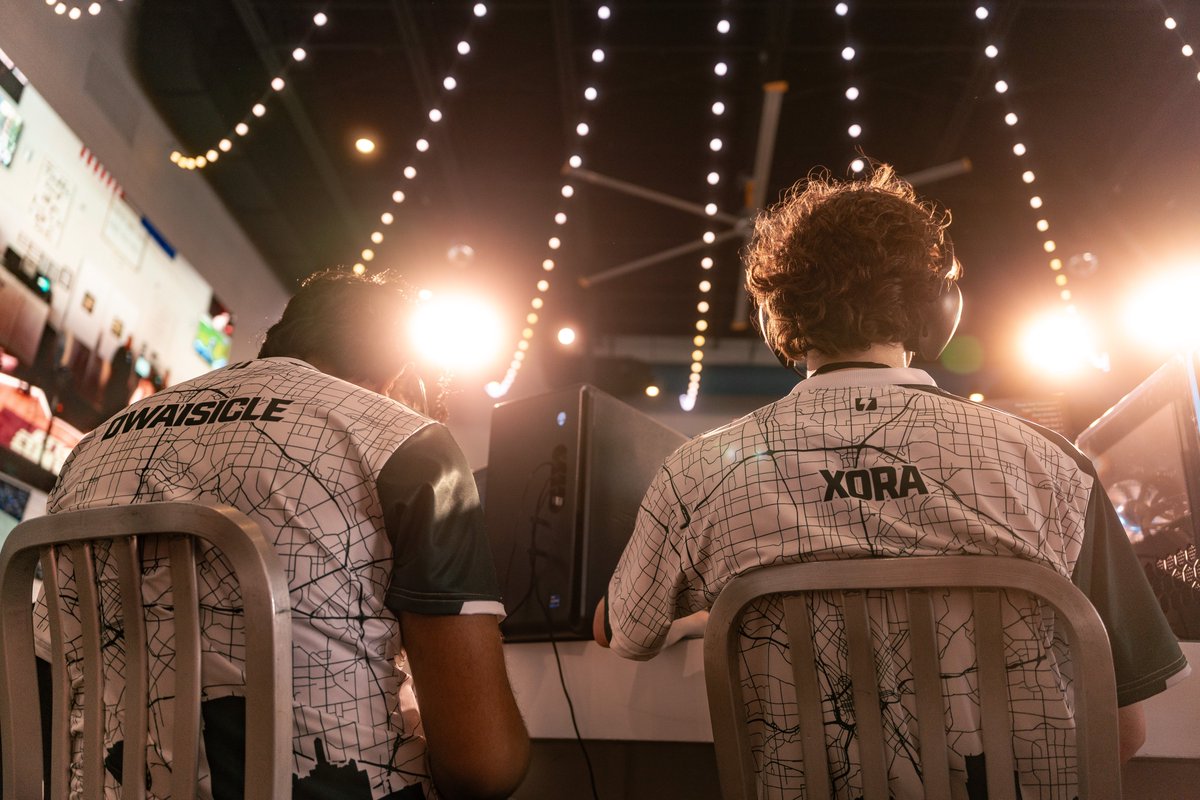 Boost on the beach was an incredible LAN. Got to meet the goats <a href="/DJTJRL/">djtj</a> and <a href="/BepicCasts/">MrBepic</a>. Tons of fun meeting some of the SEL teams and others. Hopefully we get invited if it's held again next year.