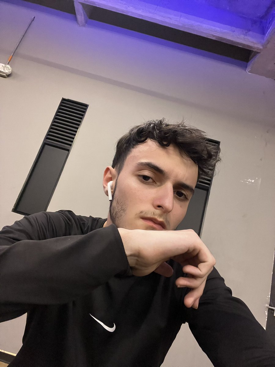 Ghosty tweet media