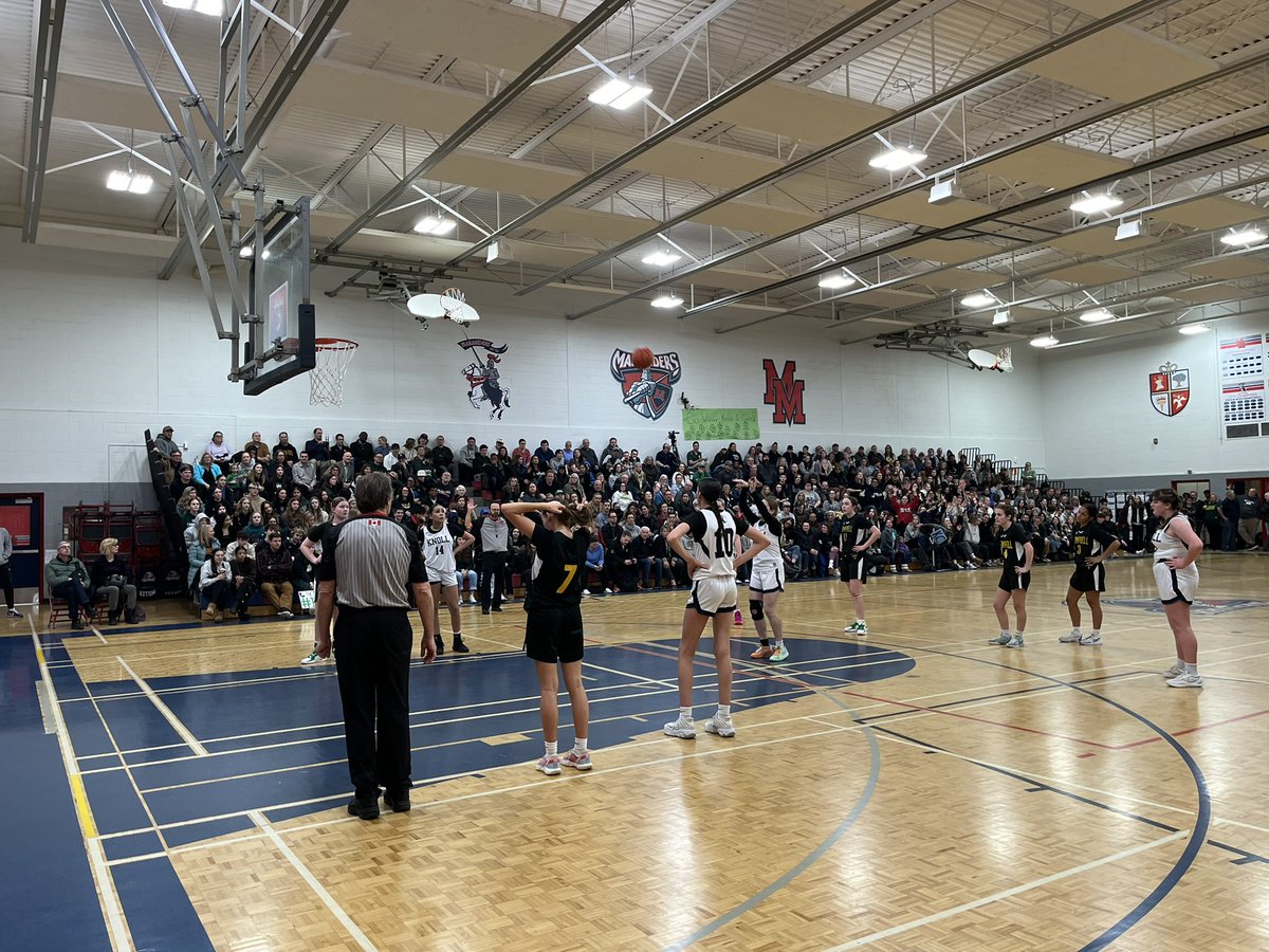 RHSAAthletics's tweet photo. Congratulations to the Winston Knoll Wolverines who defeated the Campbell Tartans 51-47 in the Jr. Girls Blue Division City Basketball Championship. https://t.co/ZgB8DI2gc8