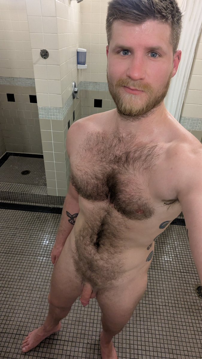 Time to rinse the sweat off 💦